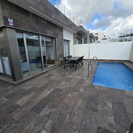 Luxury Modern With Pool Villa